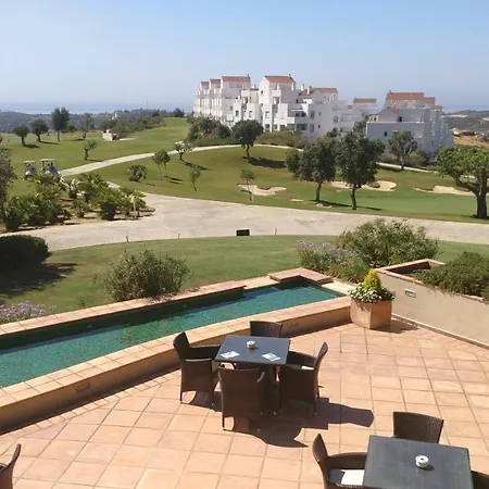 Urb. Valle Capitolio 11b-c Apartment Estepona